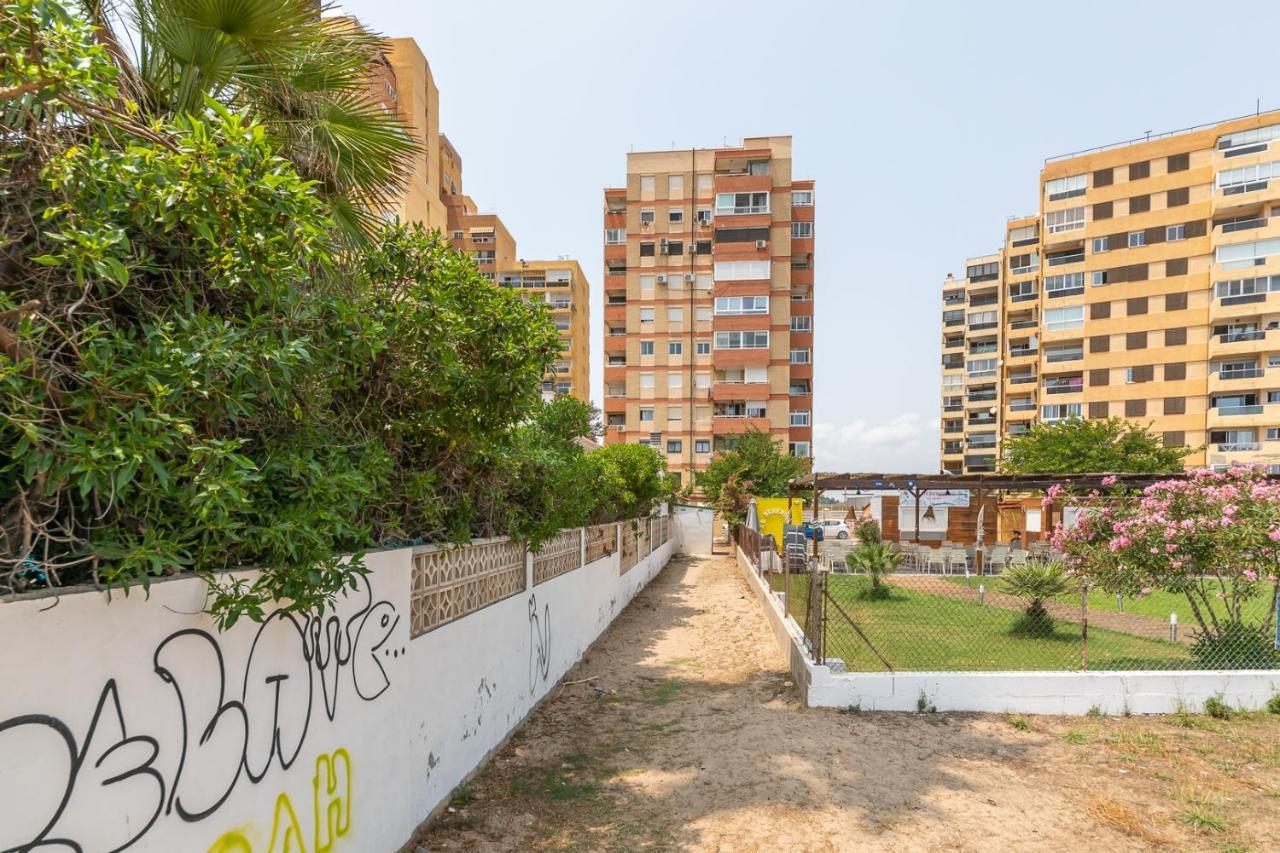 Isola Beachside Apartment Βαλένθια Εξωτερικό φωτογραφία