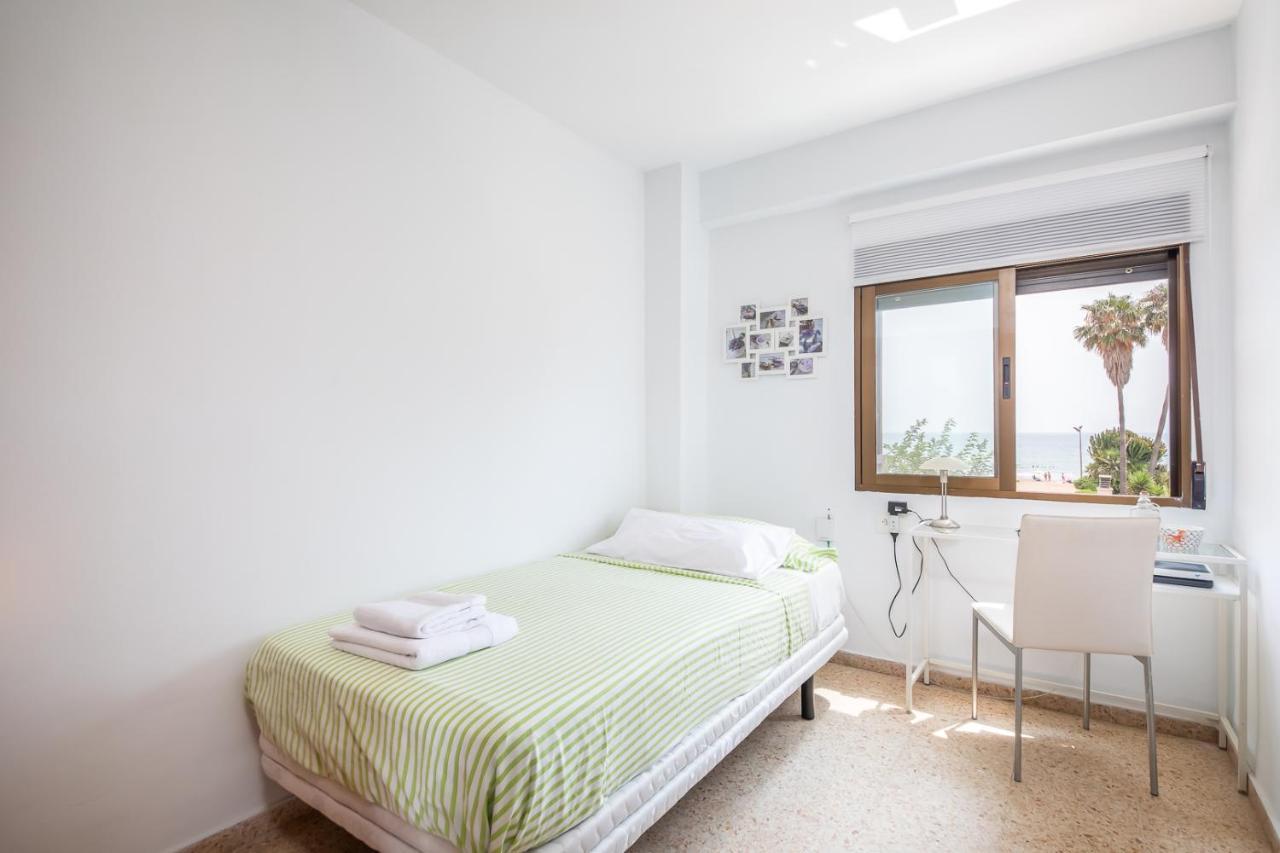 Isola Beachside Apartment Βαλένθια Εξωτερικό φωτογραφία