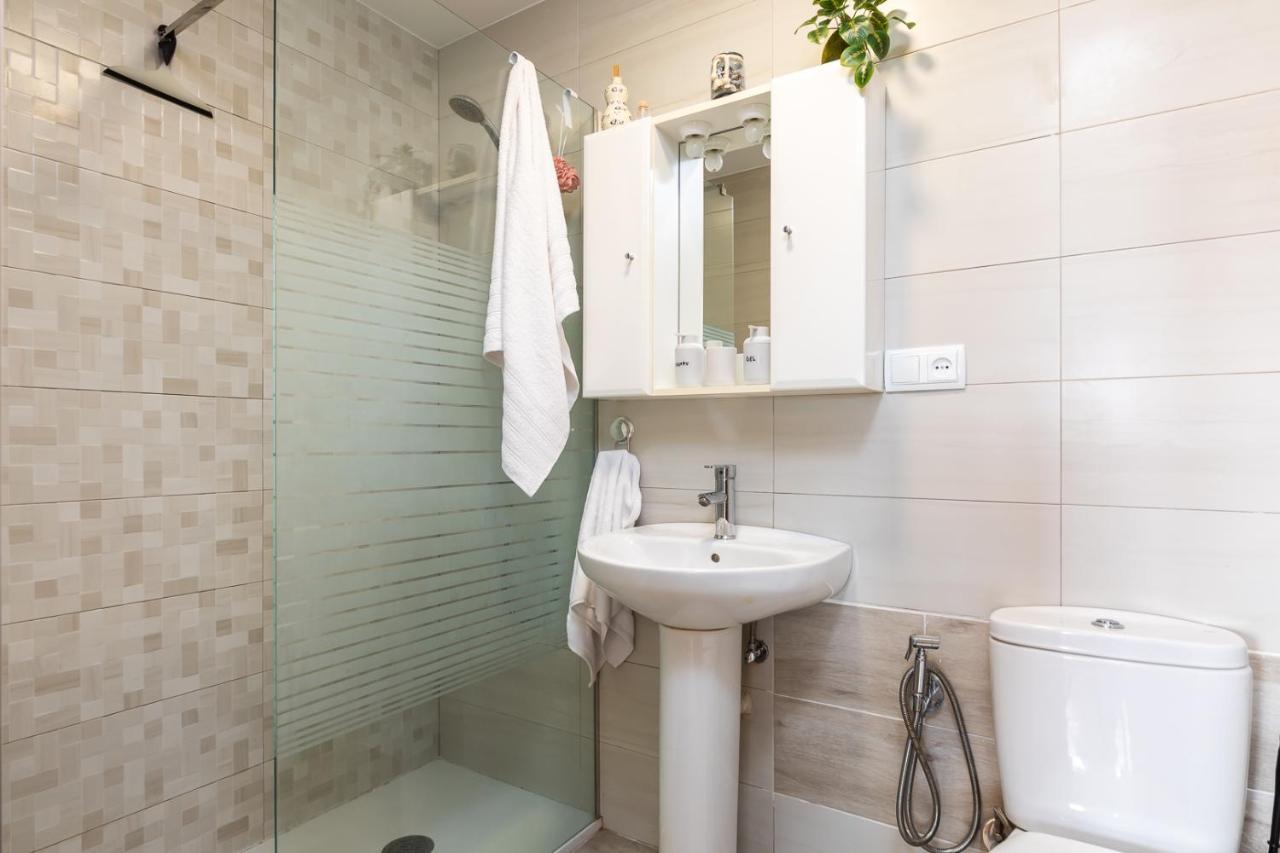 Isola Beachside Apartment Βαλένθια Εξωτερικό φωτογραφία