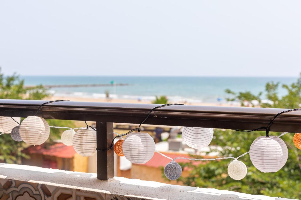 Isola Beachside Apartment Βαλένθια Εξωτερικό φωτογραφία