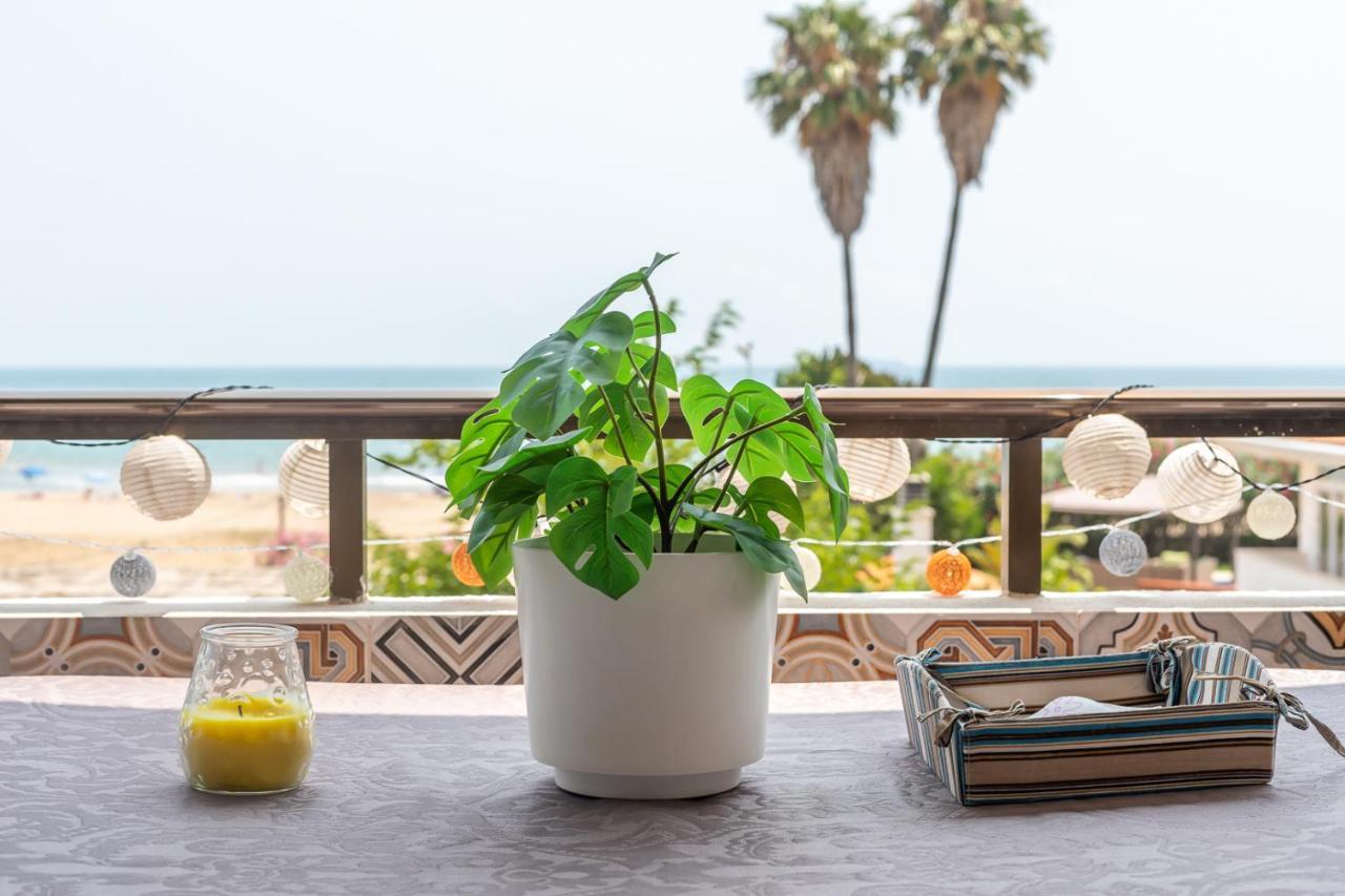 Isola Beachside Apartment Βαλένθια Εξωτερικό φωτογραφία